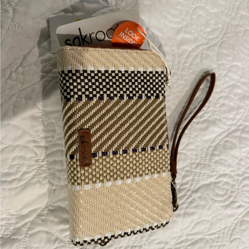 Sakroots Beige and Black Patterned Wristlet